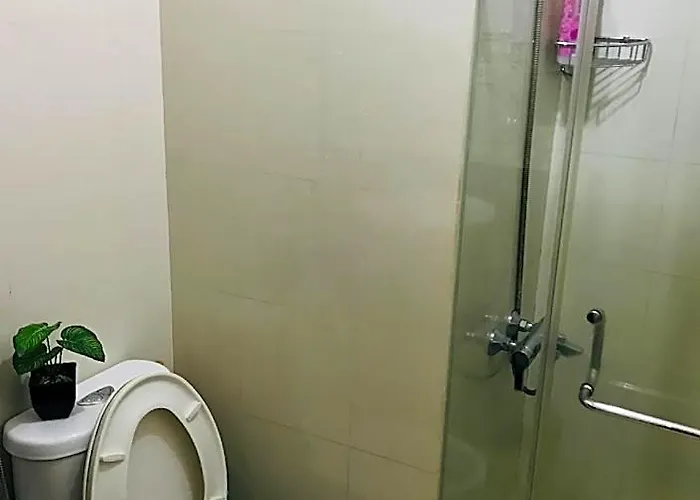 Hotel Nearest Place To In Naia Terminal 3 3*